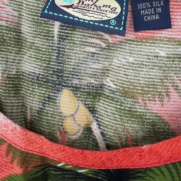 New Tommy Bahama | M | Tank Sleeveless Top Blouse Tropical Hawaiian 100% Silk - Picture 4 of 4